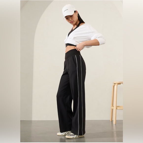 NWT-Athleta Black/White Venice Track Stripe Wide Leg Pant, XX Small Petite - Picture 4 of 9